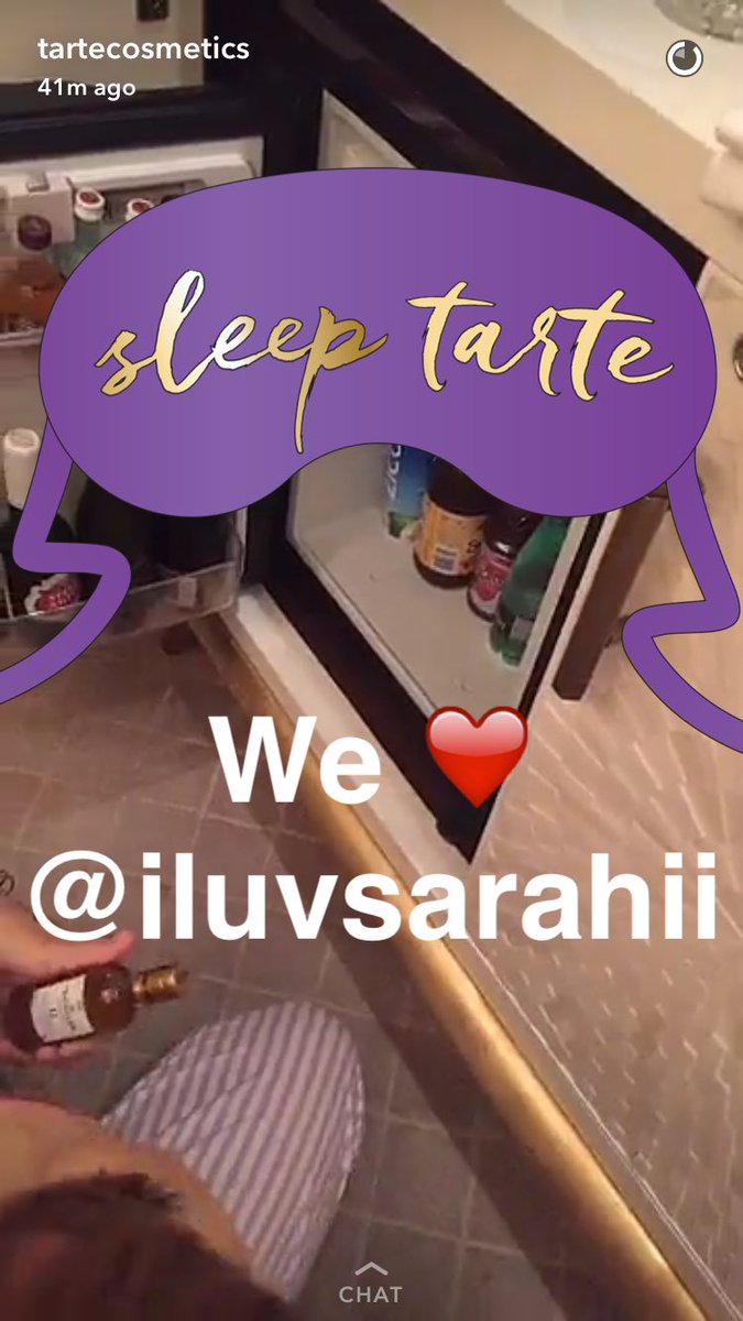 thisisheba's tweet photo. @tartecosmetics loooove tarte and all its products 💕💗✨ #tarteskin https://t.co/MAdKpDysBE