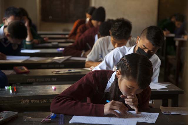 NepaliTimes's tweet photo. Experts say that the grading system was introduced prematurely.
https://t.co/myNWDIkhvg https://t.co/Q7Yo840OiJ