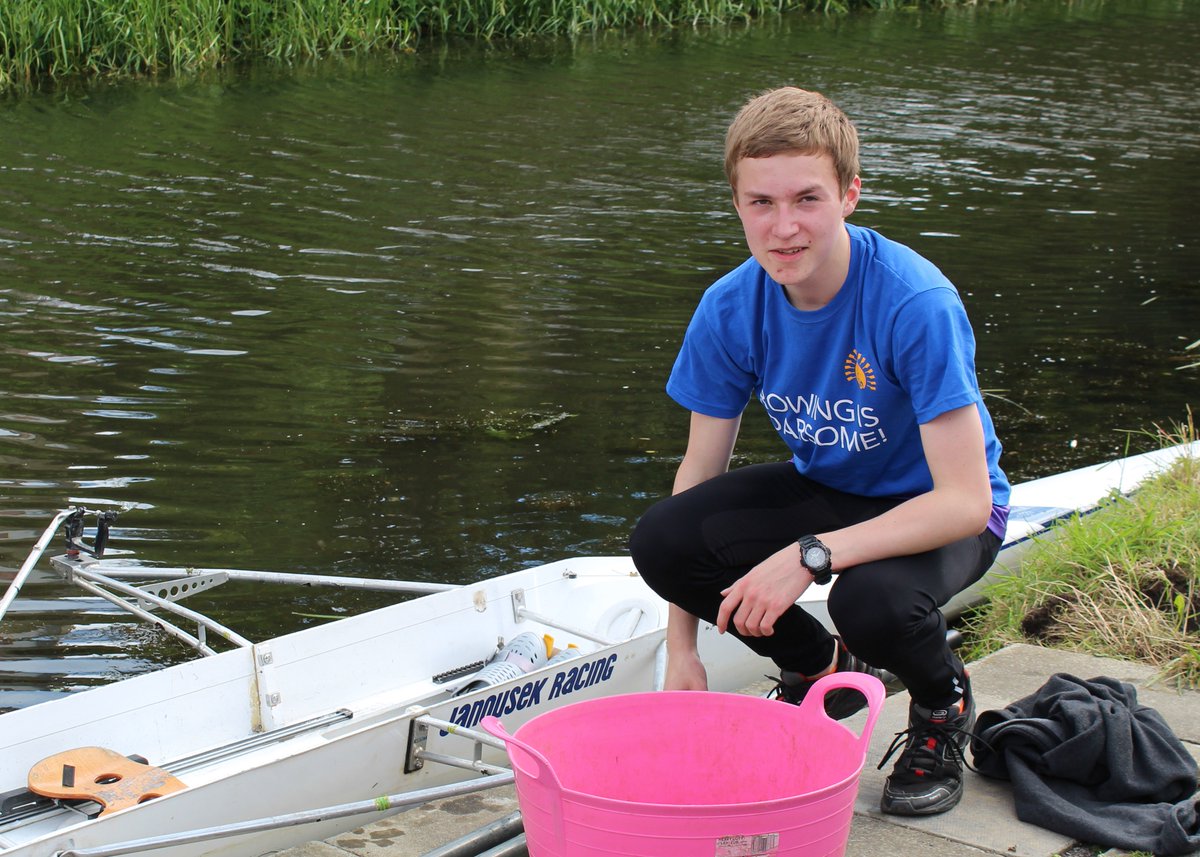 ScottishRowing's tweet image. @StAndrewBC hosted a #ProjectRio #Learn2Row this week with 8 new juniors,all with intentions to continue. #Oarsome