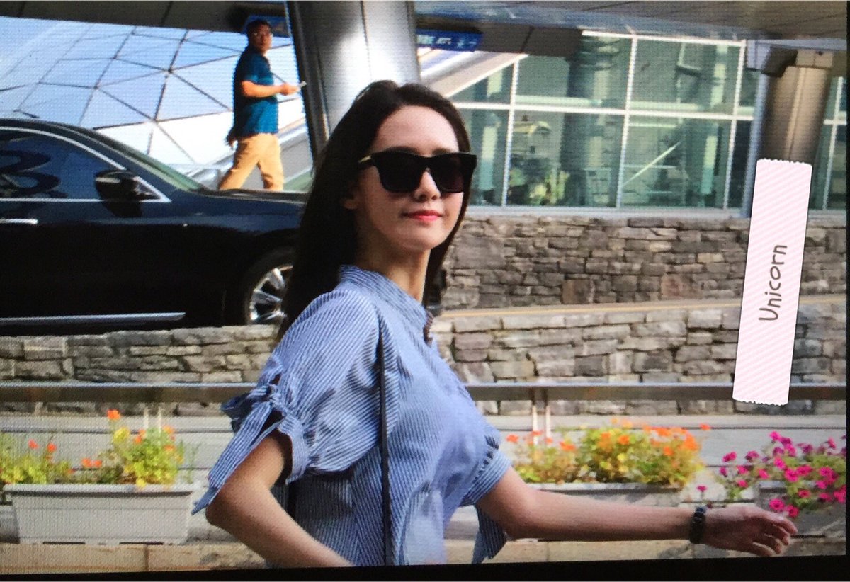 [PIC][07-07-2016]YoonA trở về Hàn Quốc vào chiều nay Cmv_clhVYAIYHGl