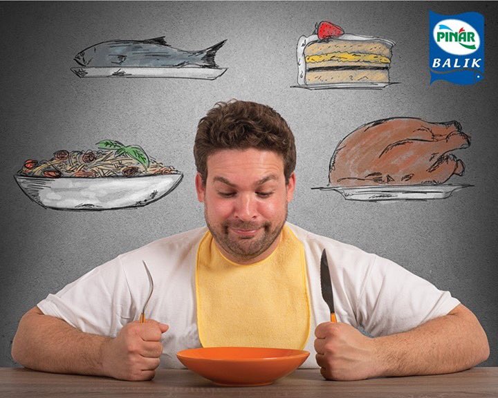 Ночная жрица. Мечтает о еде. Думает о еде. Вредная еда девушка. Девушка со сладостями.