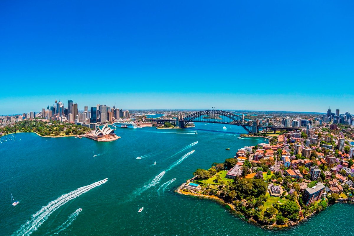 OZbreaks's tweet photo. #Sydney is one of the world’s most popular cities. Book your dream #holiday on Zbreaks! https://t.co/4GOa4cv7p2 https://t.co/6Pqjgw5Lva