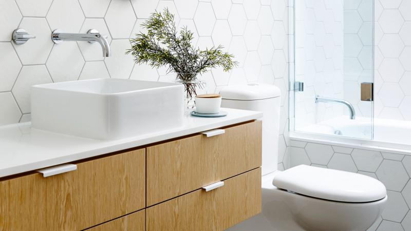 8 #bathroom designs making use of white &amp; timber - bit.ly/29qARuK