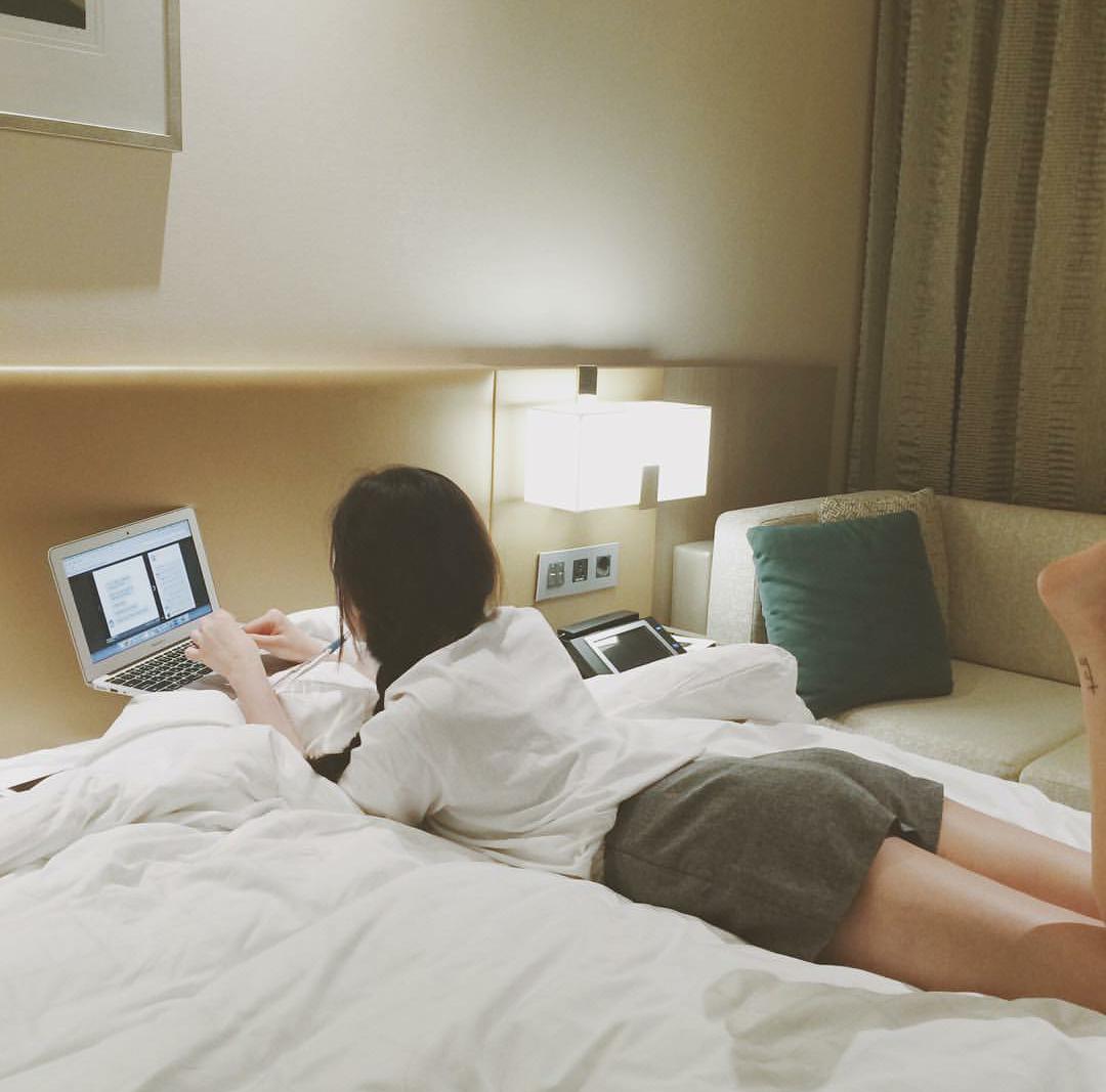 being miles away from home and then finally getting back to the hotel to connect with your love ; <a href="/efficvciovs/">h / seth</a>