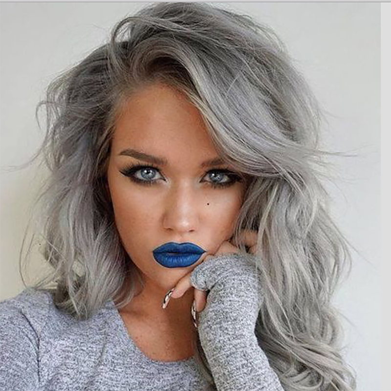 ColorStudioPro_'s tweet photo. Ashy grey hair matches blue lipstick perfectly. Like if you're into this look! https://t.co/McEx0C4a6w