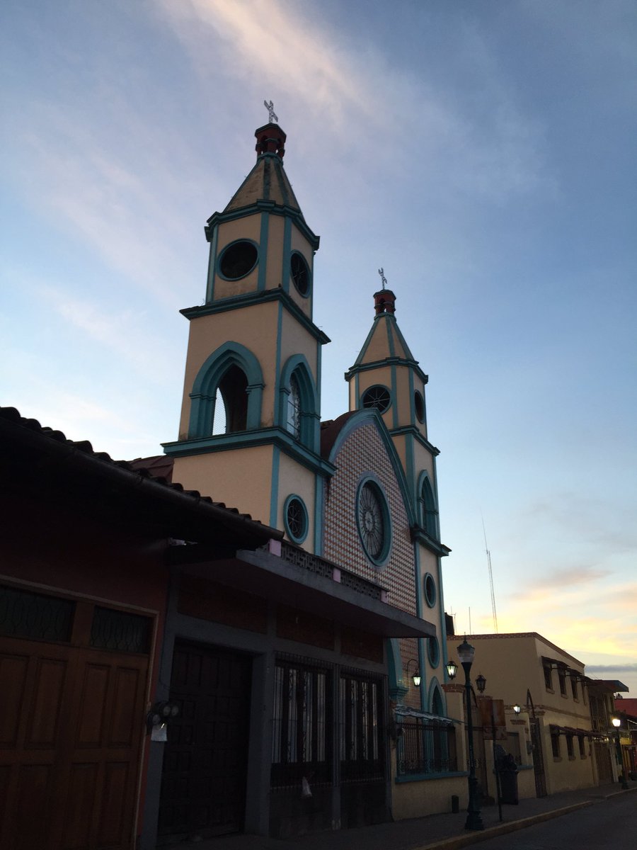 mosyvi's tweet photo. #FelizJueves es despertar en un #PuebloMágico esa paz y olor a aire puro que te da la provincia es 🙏 #Coatepec ☕️ https://t.co/t1zQ4bqu1T