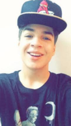 screen1_locks's tweet image. 