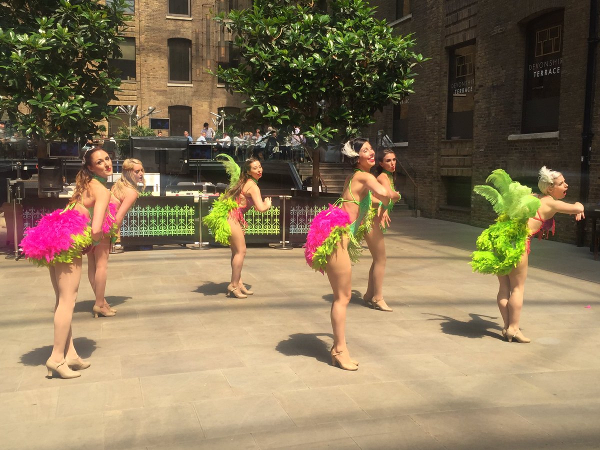 Amazing show <a href="/DevonshireSq/">Devonshire Square</a> with Tillie's Can Can <a href="/The_Show_Dance/">The Show</a> - perfect lunch entertainment #customerexperience