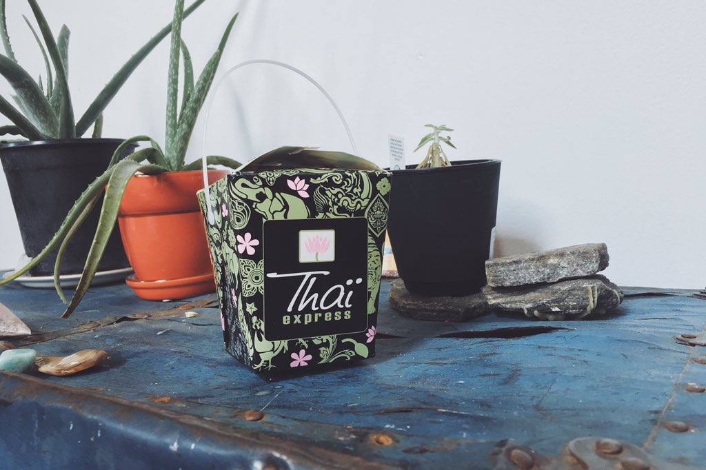 runtowellness's tweet photo. Sometimes, when you're traveling, you've got to take it on the go. @thaiexpress https://t.co/PqtBsNkFVa