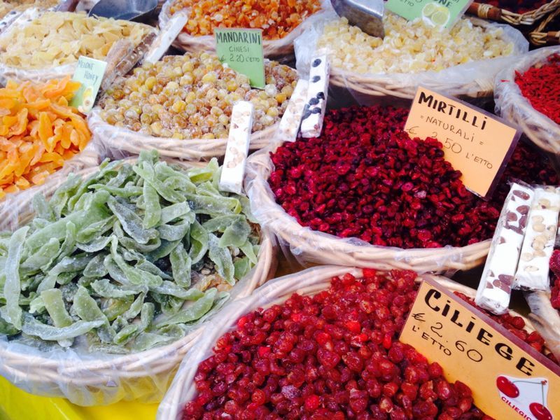 Non perderti i mercatini con le eccellenze enogastronomiche.
Clicca ▶ bit.ly/mercatini-enog…