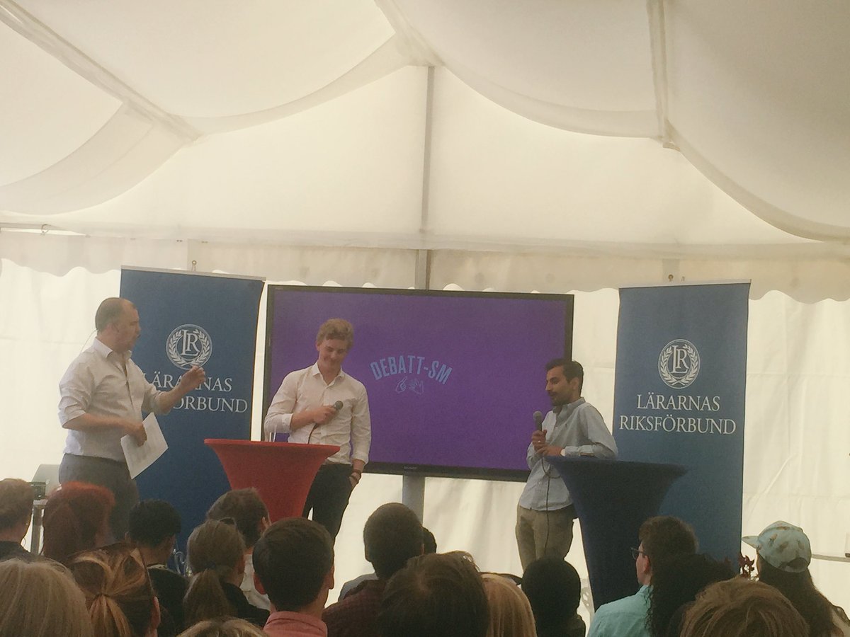 Nu - den regerande mästaren <a href="/hanifbali/">Hanif Bali</a> (M) vs Emil Gustavsson (ordf Sveriges Elevkårer) #debattsm #hälsodalen