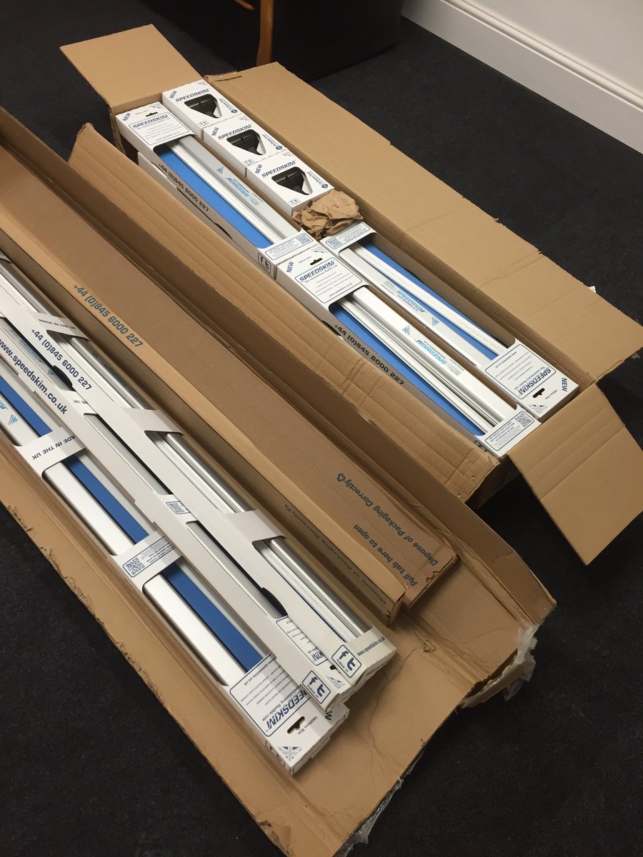 SkimzPlaster's tweet image. Happy days Speedskim now in stock @SkimzPlaster #Skimz #plastertools @Speedskim