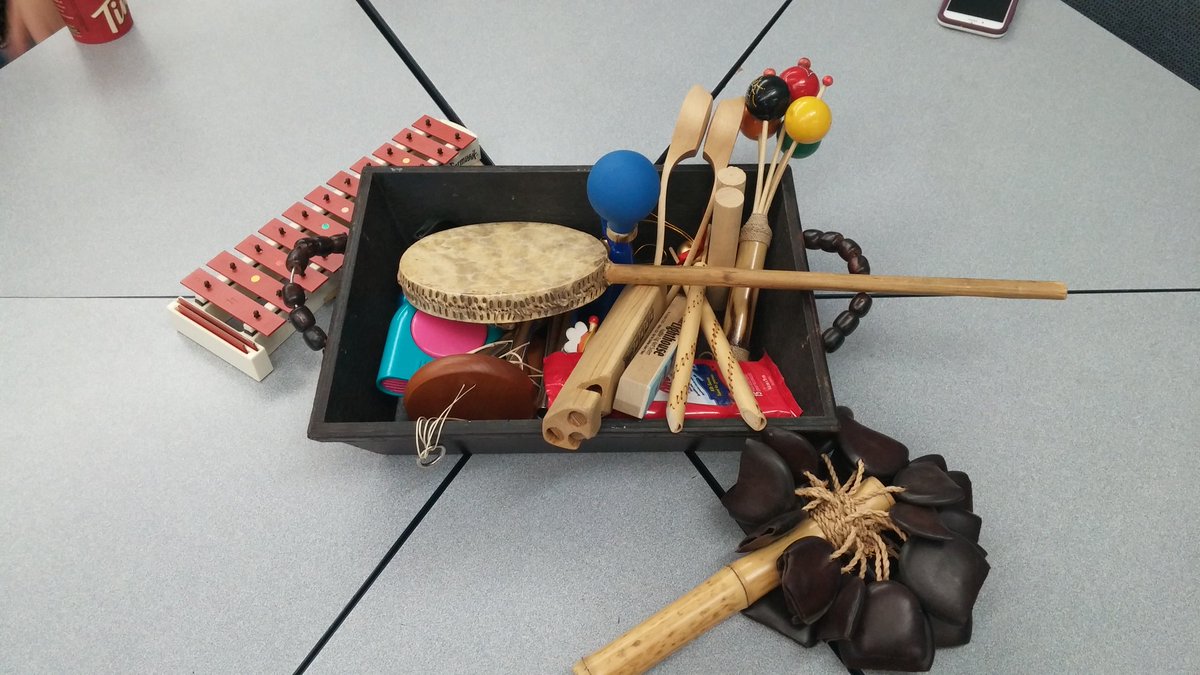 cherylherder1's tweet photo. Exploring provocations of the senses in ECE @FlemingCollege @MLummiss @PollardNiki #inquiryandplay https://t.co/5svfkYbvO4