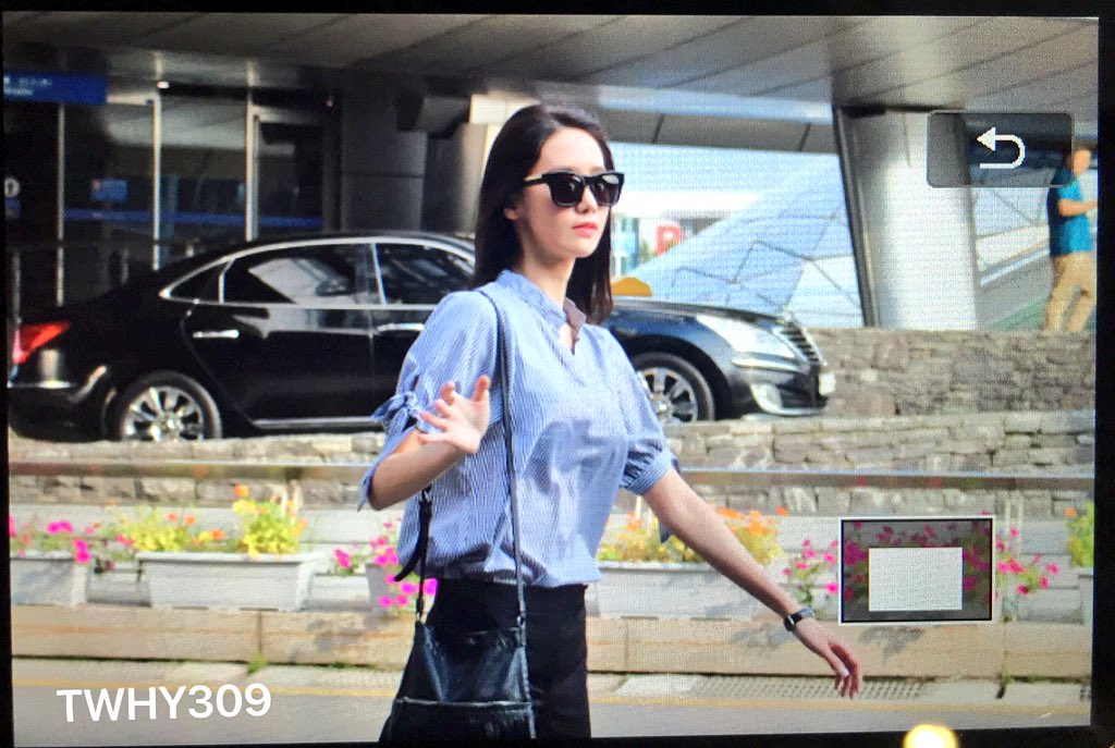 [PIC][07-07-2016]YoonA trở về Hàn Quốc vào chiều nay CmwBAbsUsAAvXCR