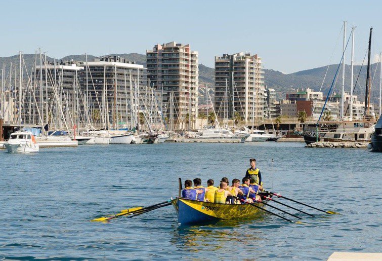 El rem del <a href="/CNBetulo/">Club Nàutic Bétulo</a> inicia una nova era d’ambició. REPORTATGE del projecte de la secció. goo.gl/y8HMk9