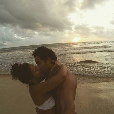 instawidget's tweet image. Get Free Instagram Widget #instawidget to find #InternationalKissingDay #kiss
instawidget.net/v/tag/internat…