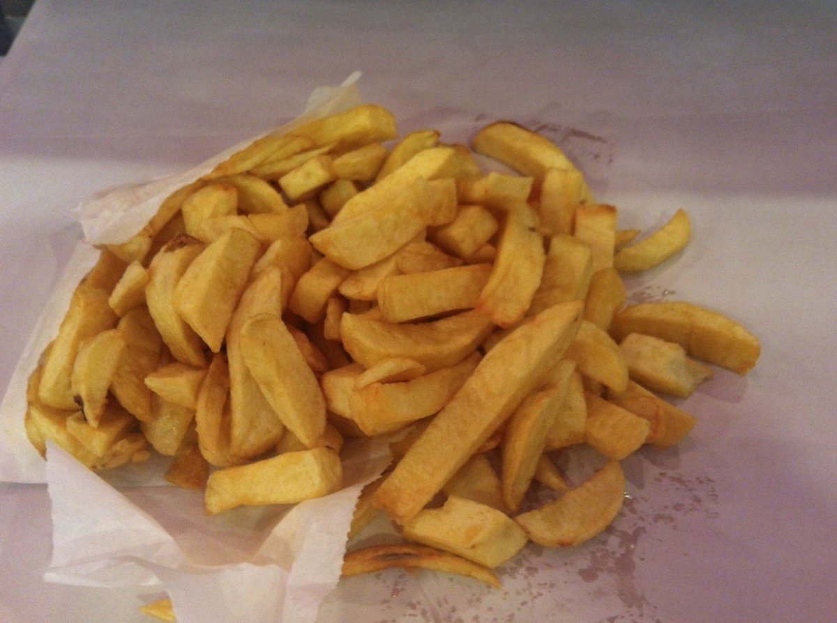GillsFishChips's tweet photo. 40% off all online orders over £20 Mon - Thu + delivery @ Gills Gateshead Usecode: GILL40 gillsfishandchips.uk https://t.co/RpTo6ytP2b
