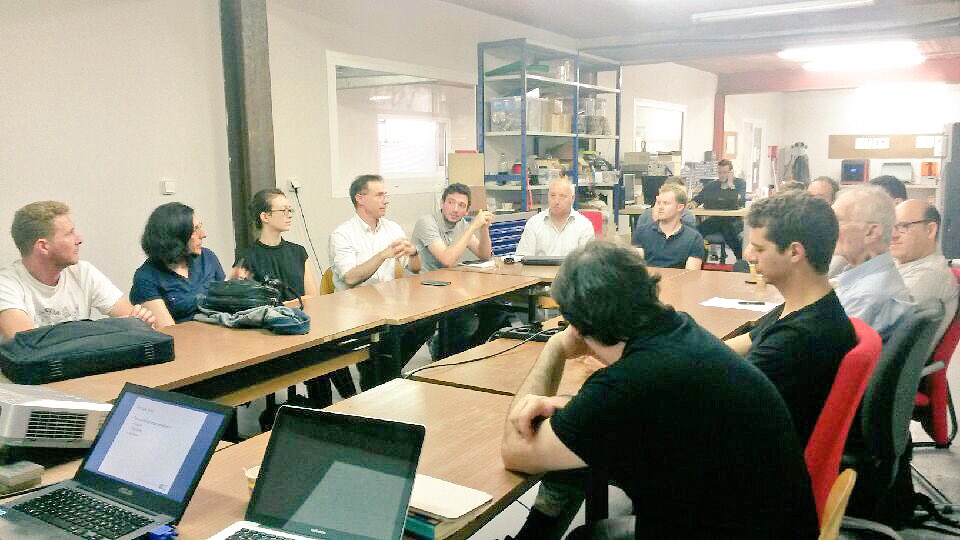 ArtilectLab's tweet photo. Hier c'était le 2nd petit-dej #networking de la #Salledesmachines Merci à tous! RDV le 8/09 pour le prochain! https://t.co/TRgy6YVice
