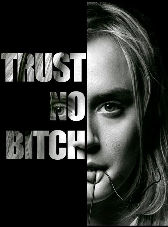 LeaLippolis's tweet photo. Avevo promesso di smetterla con le maratone di serie TV fino alle 3 di notte, poi ho iniziato #OITNB 😩😍 https://t.co/RLo1Y4nkS5