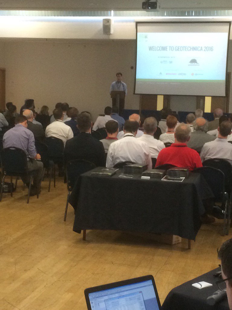 DavisonTony's tweet photo. #geotechnica @EquipeGroup Terra Tek listening to Andrew Milne https://t.co/UhU2TLPrjS