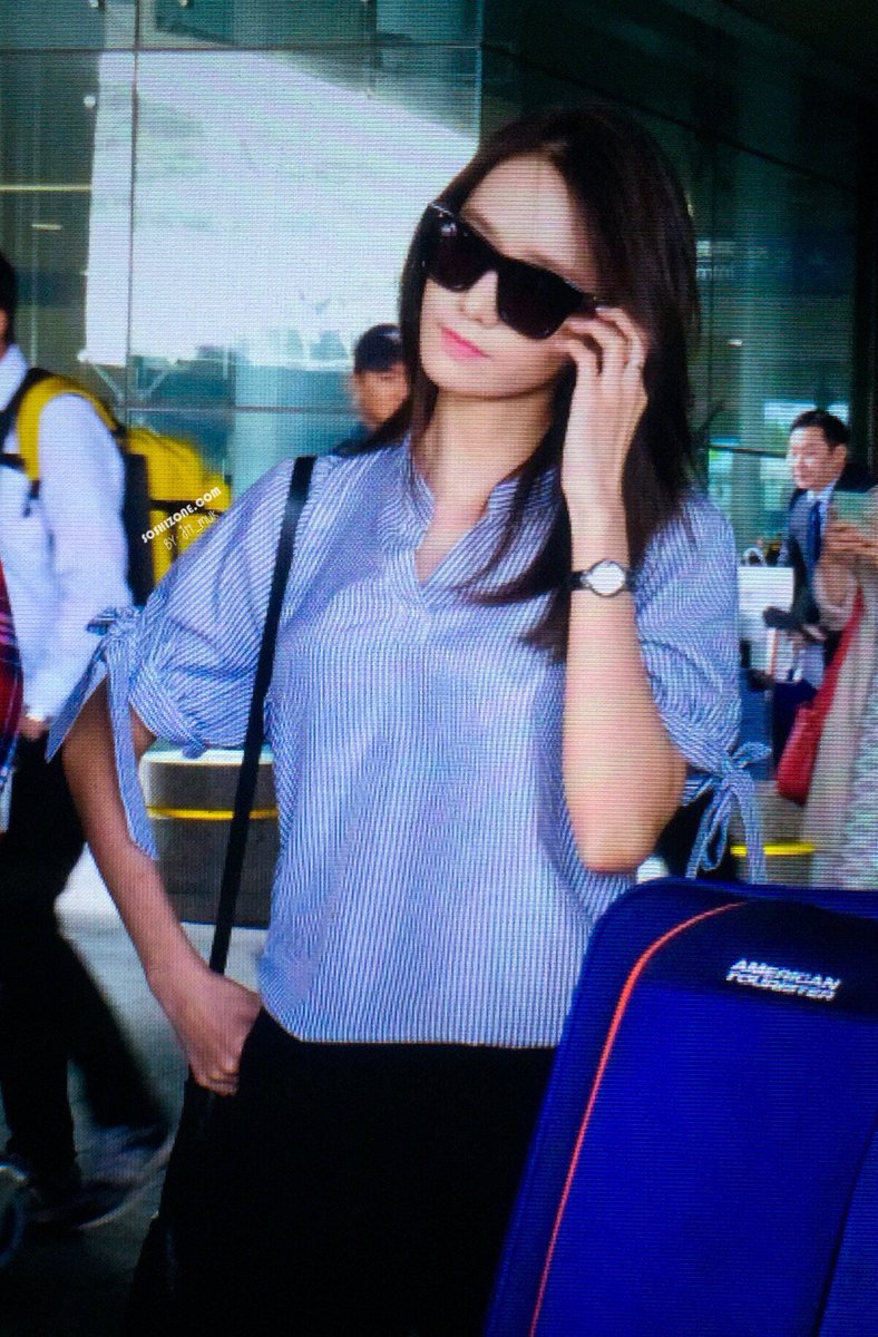 [PIC][07-07-2016]YoonA trở về Hàn Quốc vào chiều nay CmwI4hyUkAAY4uw