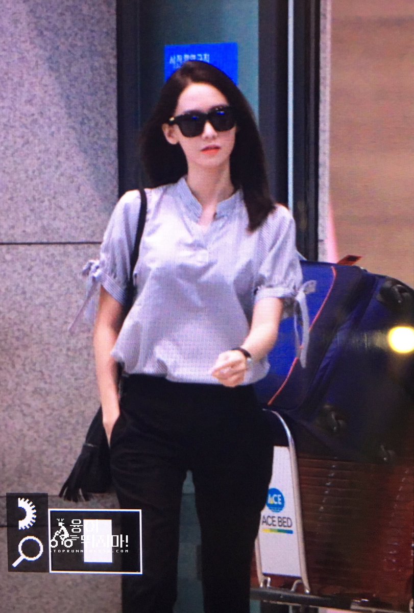 [PIC][07-07-2016]YoonA trở về Hàn Quốc vào chiều nay CmwIj9ZUMAAlwXZ