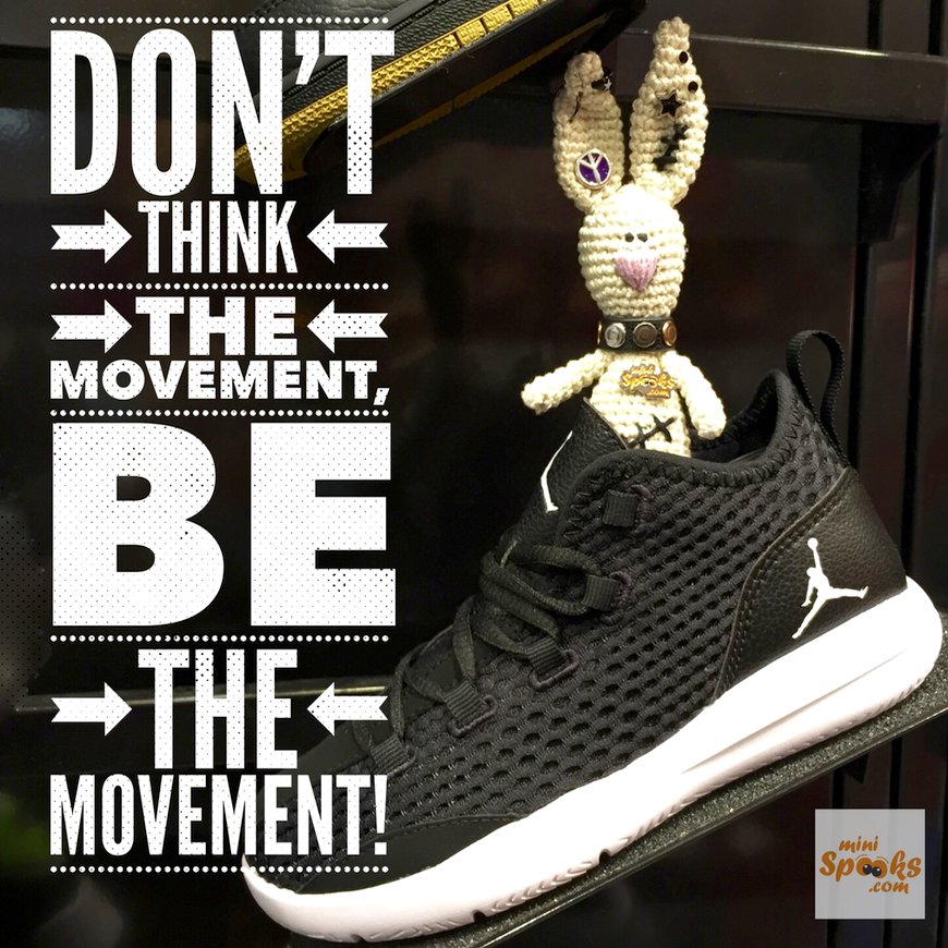 FurryFlinn's tweet photo. Don't think the movement, be the movement! #minispooks #crochet #rabbit #move #movement #think #run #running #quote https://t.co/S0jBMwtjhL