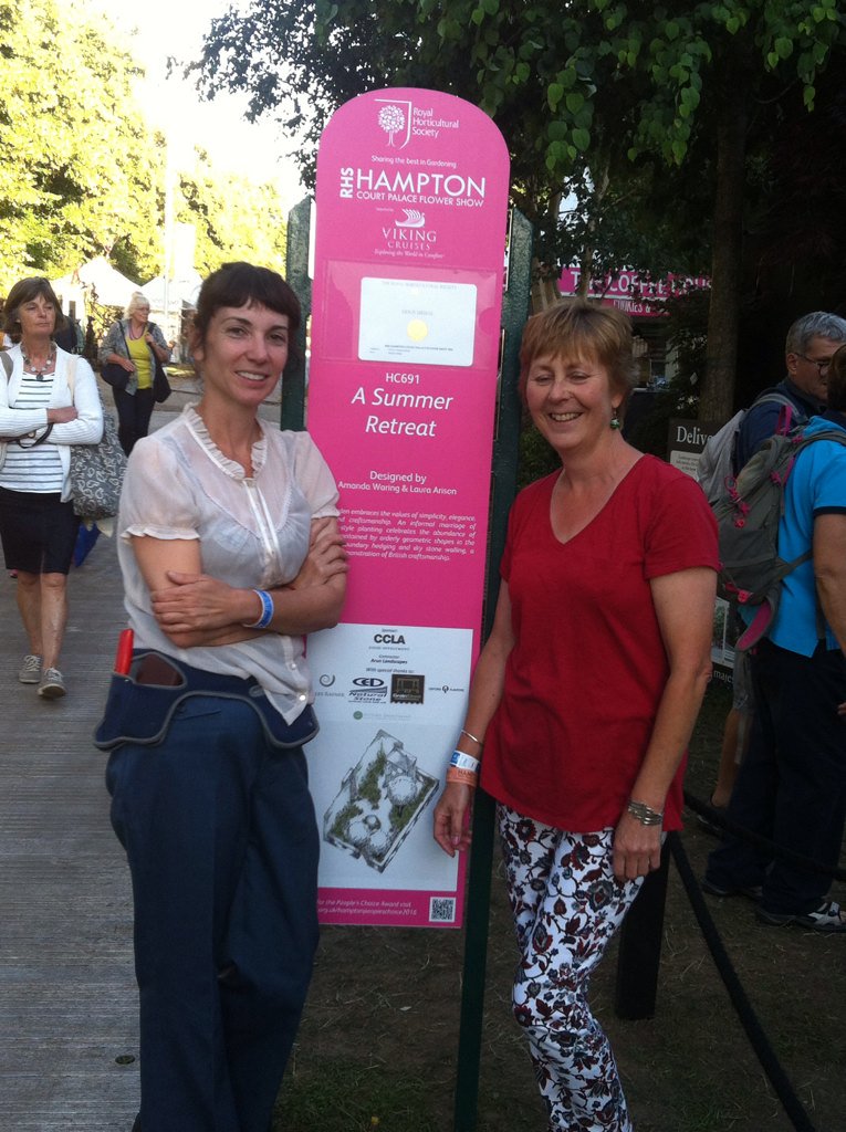 Still smiling after a few days taking in the joy of an #RHSHampton GOLD <a href="/Catfootgd/">CatfootGardenDesign</a> @LauraArison thank you CCLA!