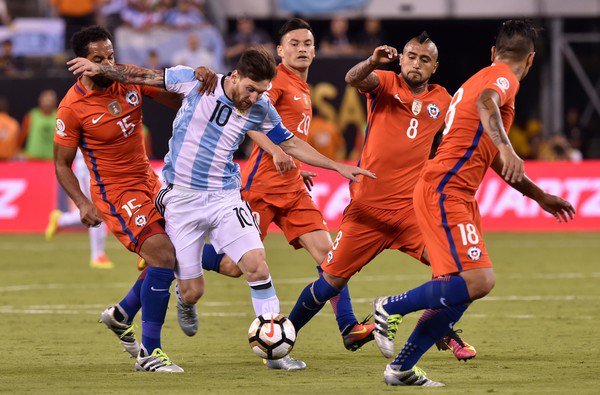 EternalVitiate's tweet photo. Zawsze z Tobą, Leo. #AlwaysWithMessi https://t.co/ZIZ6B5v8oP