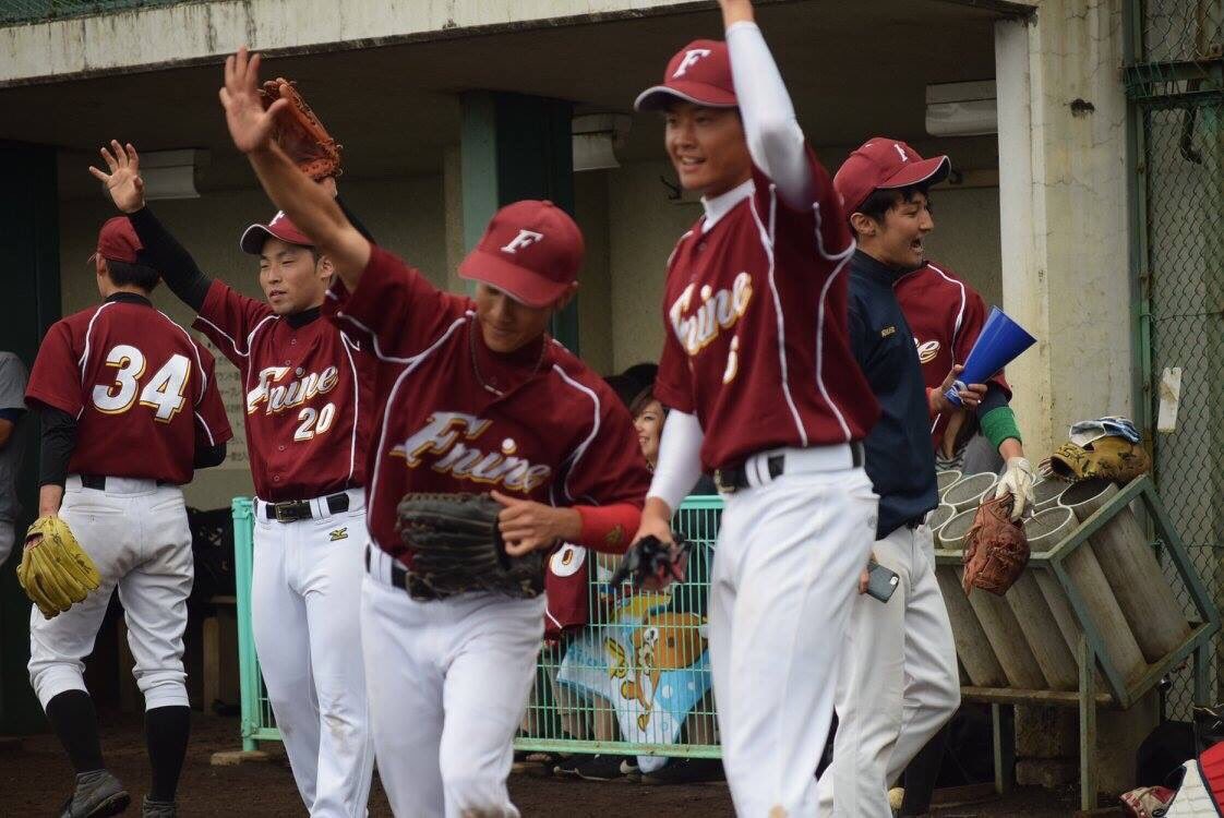 kg8m17's tweet photo. Fnine185チーム中4位。山中湖優勝からクライマックスシリーズ。次こそ頂点。課題は打撃だな。もう一歩、1点への執着心。2日間お疲れ様でした！秋こそ優勝！ https://t.co/RqFRzBw94R