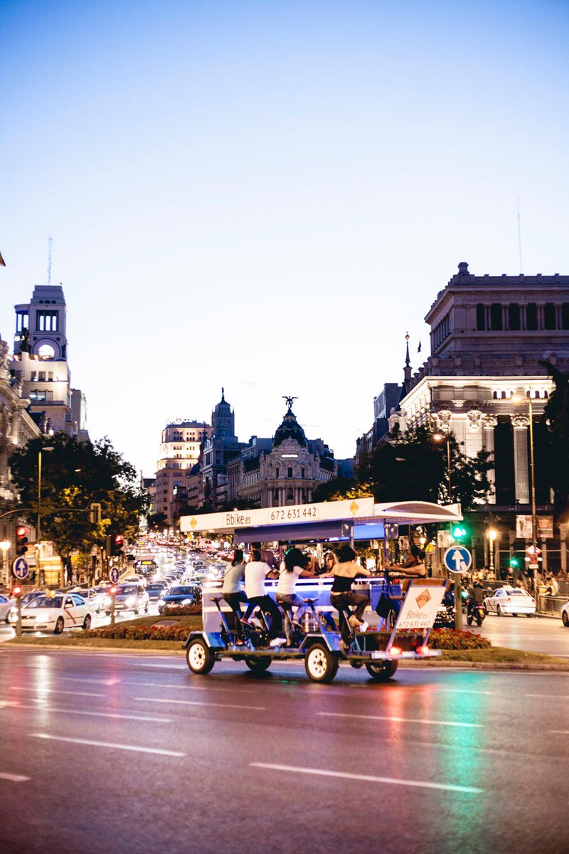 Madrid40Grados's tweet photo. Serás capaz de pedalear mientras tomas una cerveza con amigos? Con @BBikeMadrid es posible!! https://t.co/ID7e30GIBL https://t.co/4TtdN4cEyi