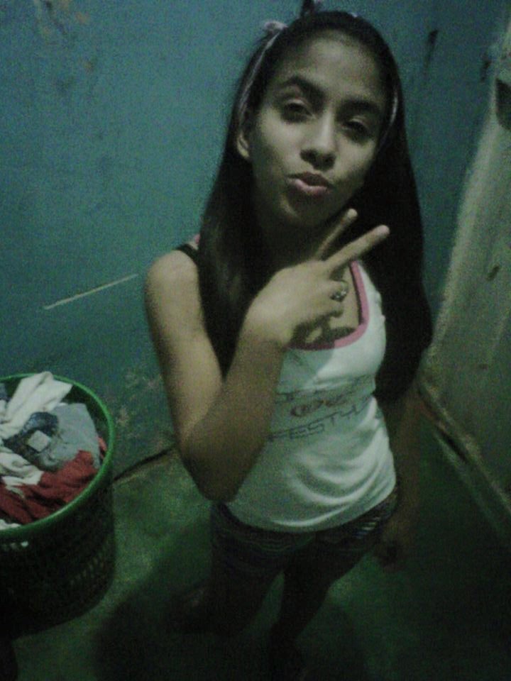 01Edgleidy's tweet photo. Mientras Tu Me Maldices Dios Me Bendice #Bechitooo https://t.co/JGcaKPYw8s