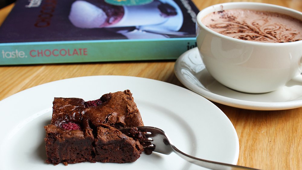 Loudons_Edin's tweet photo. #WorldChocolateDay you say? We've got the #cocoacravings covered...! https://t.co/X6LJeqkL48