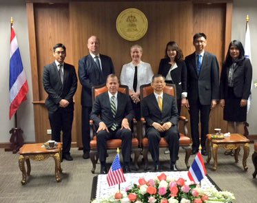 GlynTDavies's tweet photo. Visited Central #IntellectualProperty Court to discuss how #CIPIT can boost #Trade thru better IP enforcement. https://t.co/hxFMudmc8F