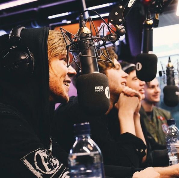 PiabodeBode's tweet photo. @Ashton5SOS happy Birthday, Ash! 🎉🎉❤️ https://t.co/viByWvK4Tr