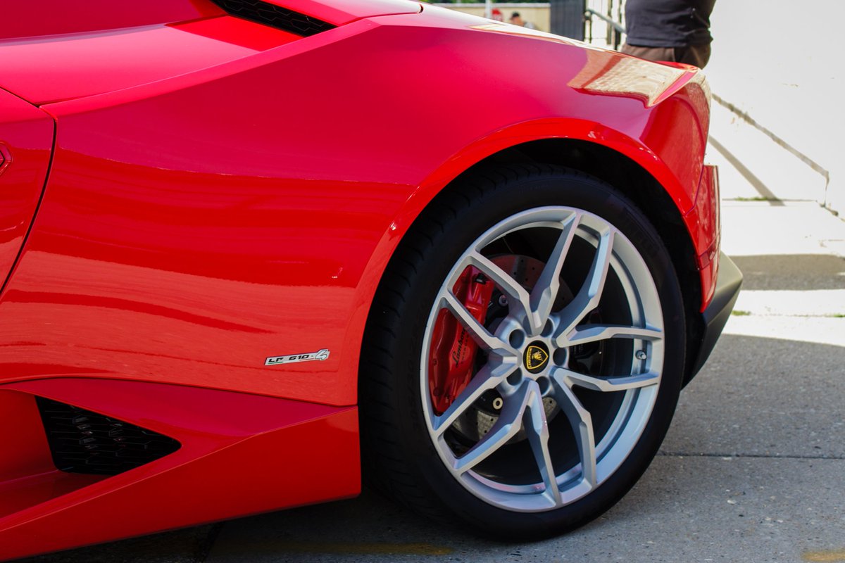 CarsAndCoffeeLM's tweet photo. Lamborghini Huracan Spyder at Cars and Coffee Lake Mills
@Lamborghini 
#supercar #Lamborghini https://t.co/ek35WZMgec