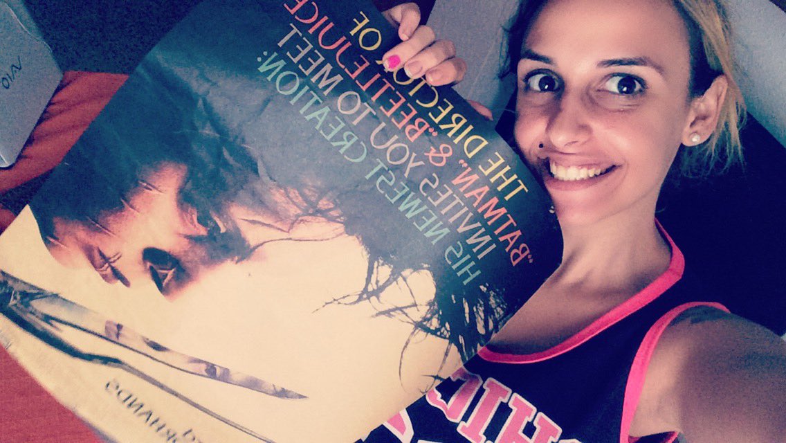 kristinaverdun's tweet photo. Llegastessss cada vez tengo mas cositassss #scissorhands #kristinamendez #misalon #deseandoabrir https://t.co/5nSWaY40Uu