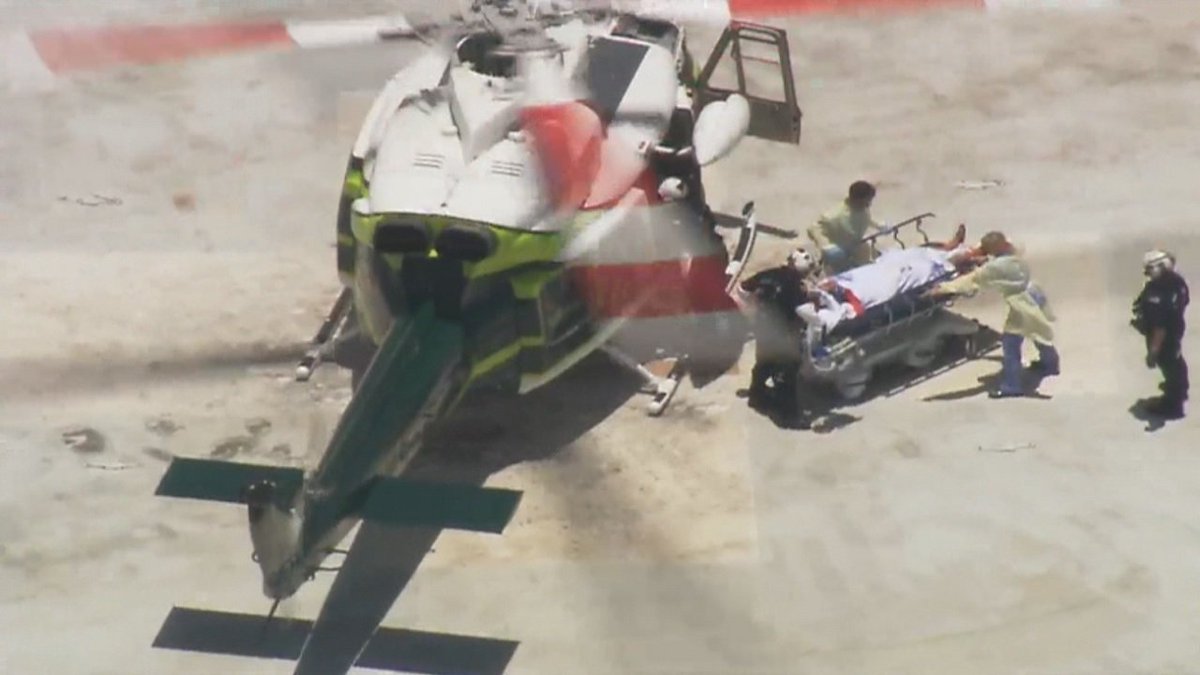 3 teens taken to hospital after golf cart overturns in Key Largo bit.ly/29tI7Gk?utm_me… https://t.co/NodYxo9c88