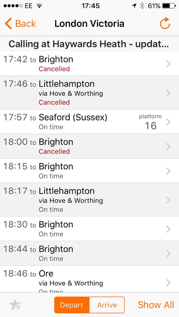 The_Wardster's tweet photo. #southernrail #revisedtimetable #needsmore Really 3 out of 4 trains home cancelled during peak rush hour, great. https://t.co/IUXrrmEcxz