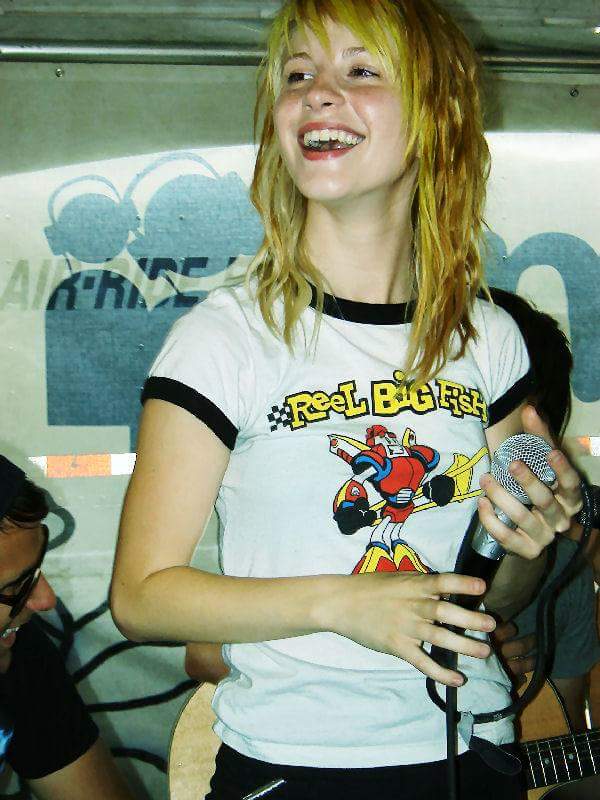 Hayley Williams: Reel Big Fish Tee