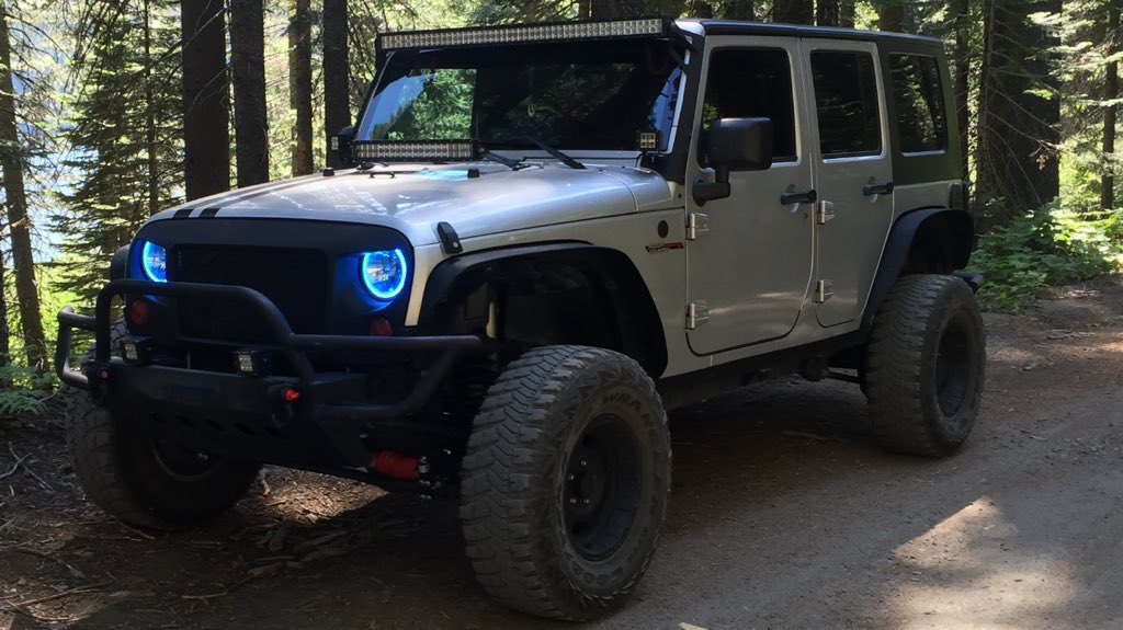 everythingjeep_'s tweet photo. In love😍😎 https://t.co/RUmCMI7YqD