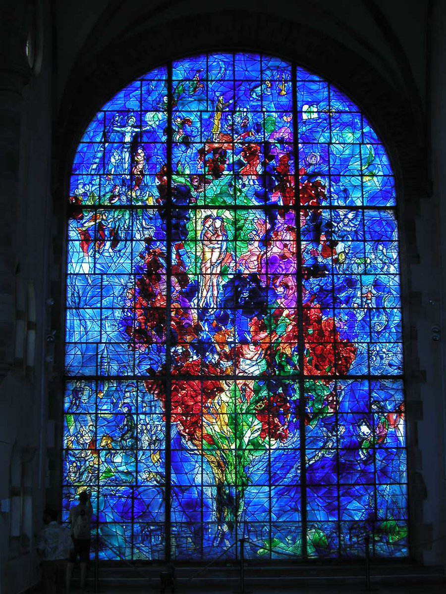 #7juillet - HB au peintre #MarcChagall, avec ce magnifique vitrail "La paix ou l'arbre de vie" (1976) <a href="/aSarrebourg/">Autour de Sarrebourg</a>