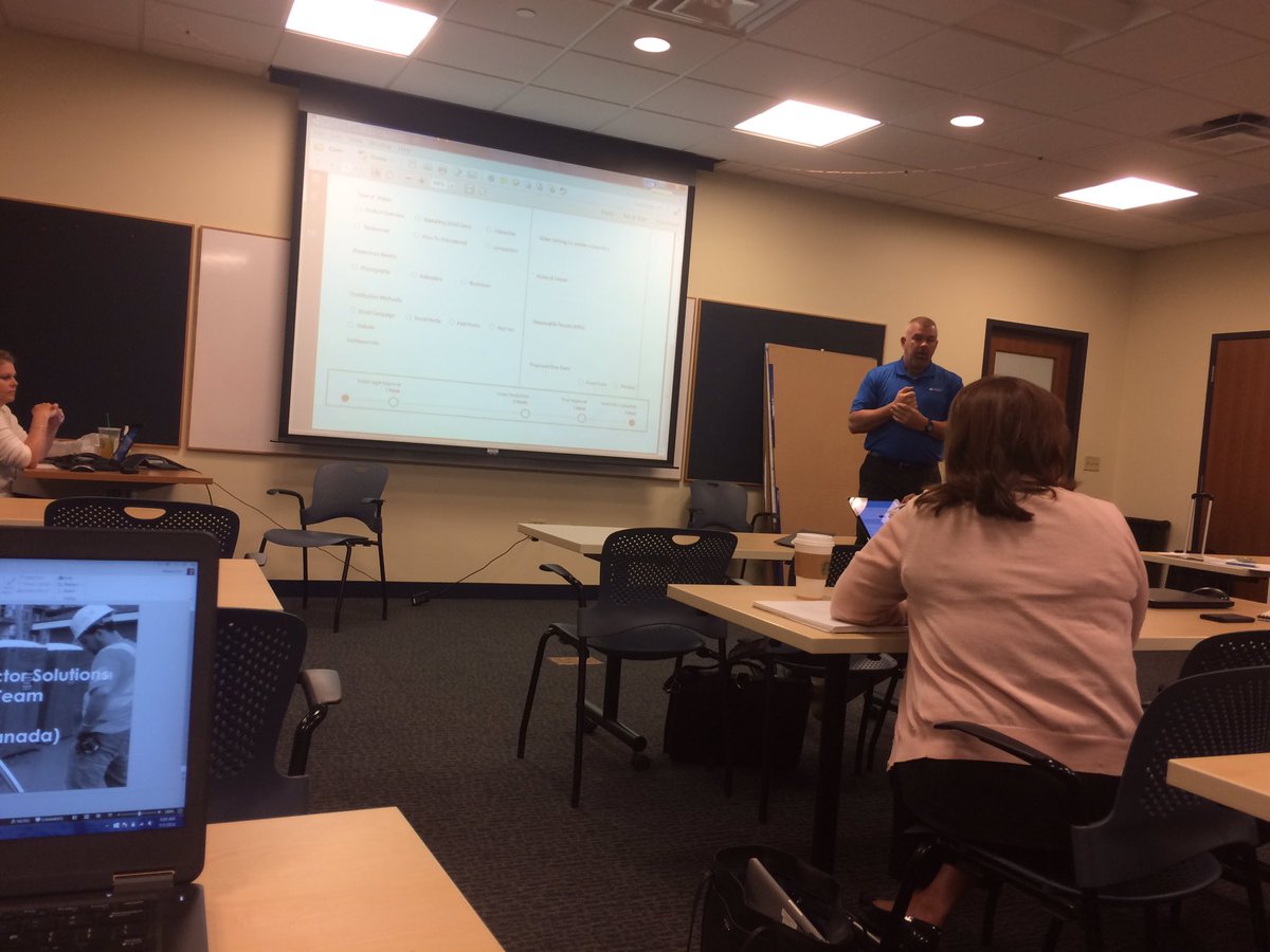 RichardDoSWC's tweet photo. Great #ContractorSolutions meeting. Always informative and exciting! @SouthwireCanada @Southwire https://t.co/zgomPZrdnm
