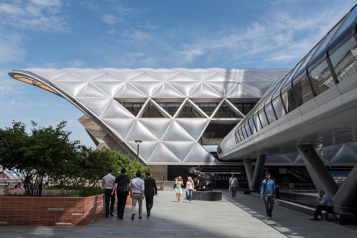 Crossrail Place, Canary Wharf by <a href="/FosterPartners/">Foster + Partners</a> for @CanaryWharfGrp is a WINNER #NLAwards16 Transport+Infra