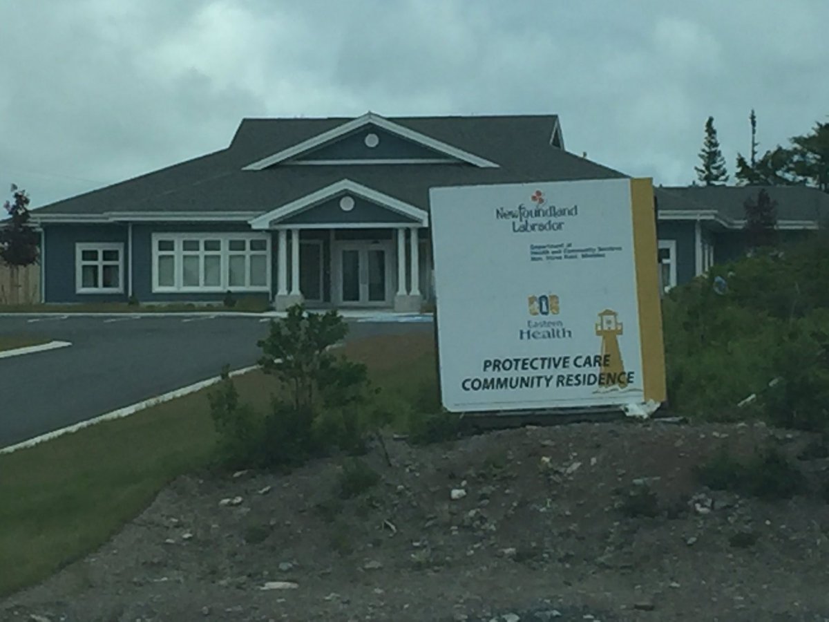 CDLF72's tweet photo. Staff is #hired and #trained, building is #done. Why is opening #delayed till Fall? #messing with people's lives https://t.co/wiTwJtqPPa