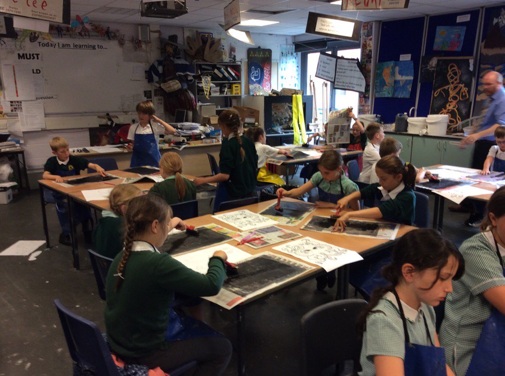 sealsclass's tweet image. Art lesson