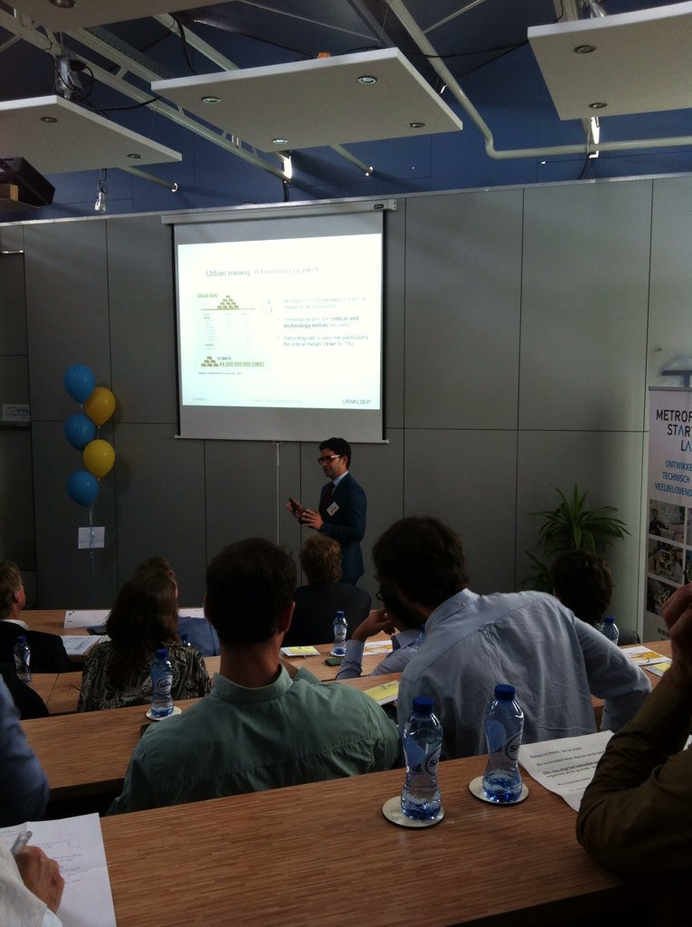 MetroStartupLab's tweet image. Third pitch by Urmiloop! #mslnexteconomy