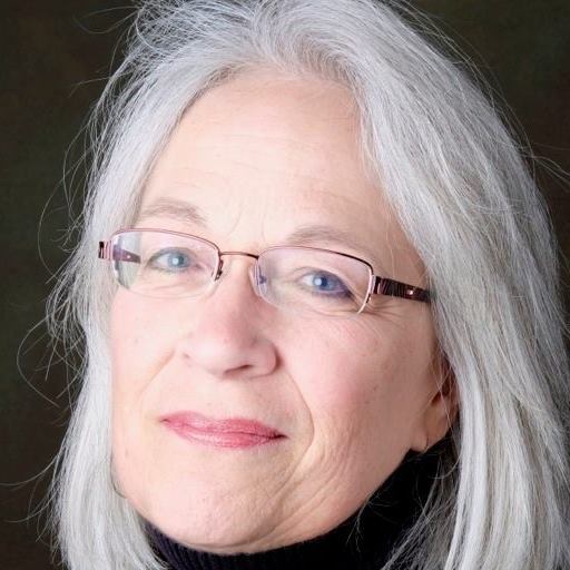 Behind the Muse: with Jewel Hertzler hburgartlotto.com/2016/07/07/beh…