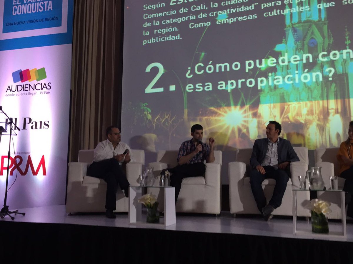 #ForosPyM Jose Diaz de @HimalayaDA "el caleño se destaca por el cambio cultural, artístico y tecnológico" https://t.co/coocTo92qb