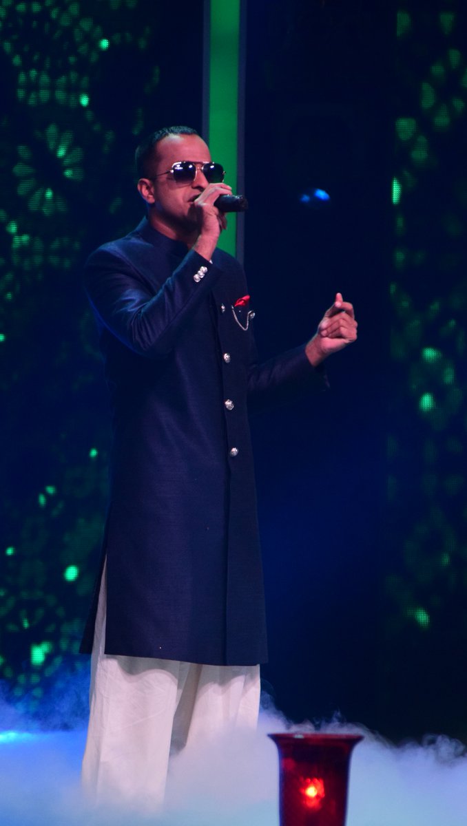JuggyJag's tweet photo. You wouldn't want to miss my today's Eid special performance on 'Maula Mere Maula' on @ZeeTv #SaReGaMaPa. https://t.co/BHwMJzubnr